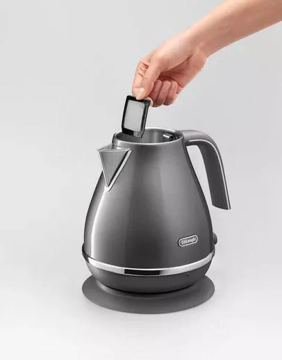 Delonghi Metalics 1.7L 3KW Kettle Grey - Image 3