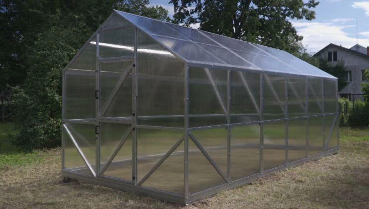 Victoria Polycarbonate Greenhouse 3m X 4m - Image 6