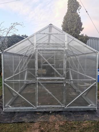 Victoria Polycarbonate Greenhouse 3m X 6m - Image 7