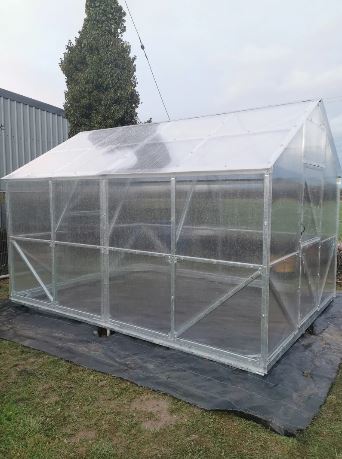 Victoria Polycarbonate Greenhouse 3m X 6m - Image 8
