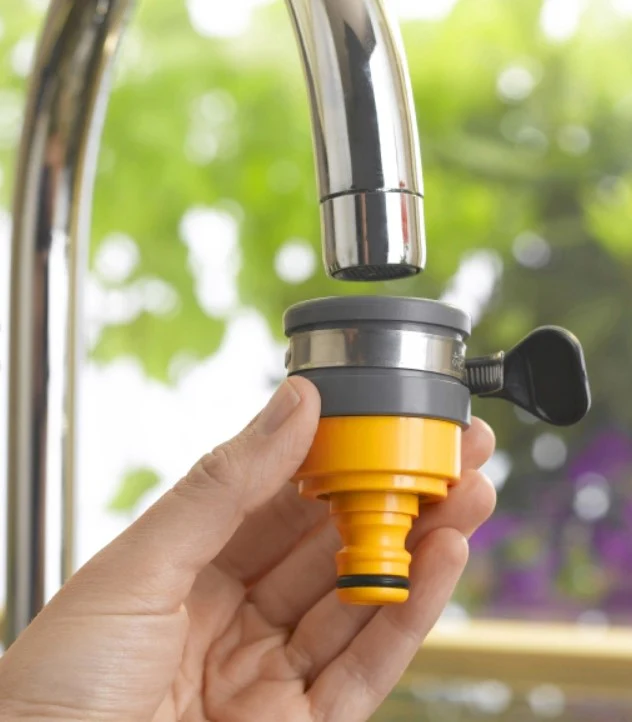 Hozelock Round Mixer Tap Connector - Image 3