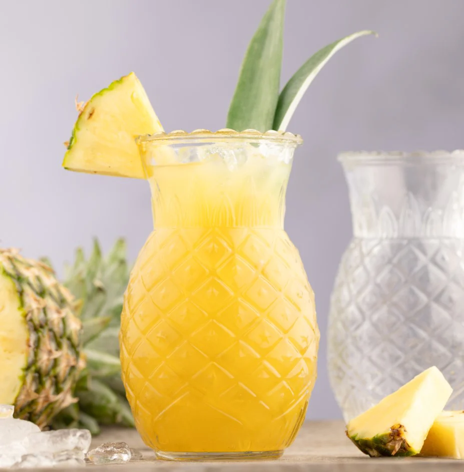 Ravenhead Entertain Set 2 Pineapple Cocktail Glasses - Image 2