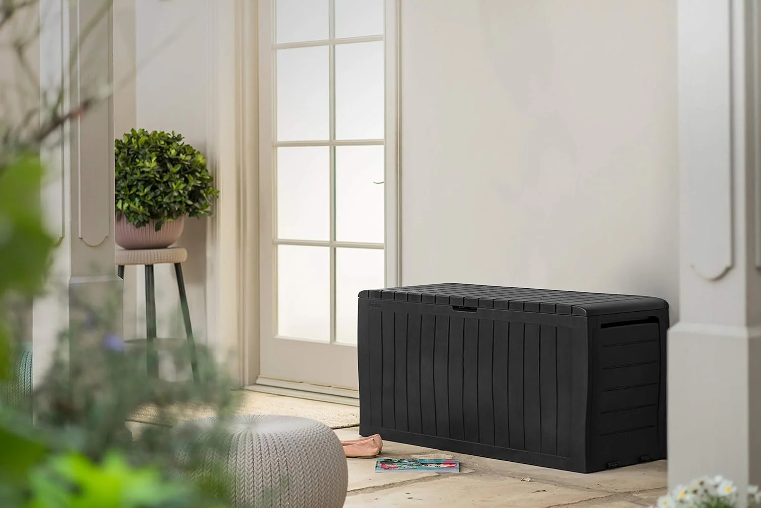 Marvel Plus Outdoor Storage Box - 270L - Image 3