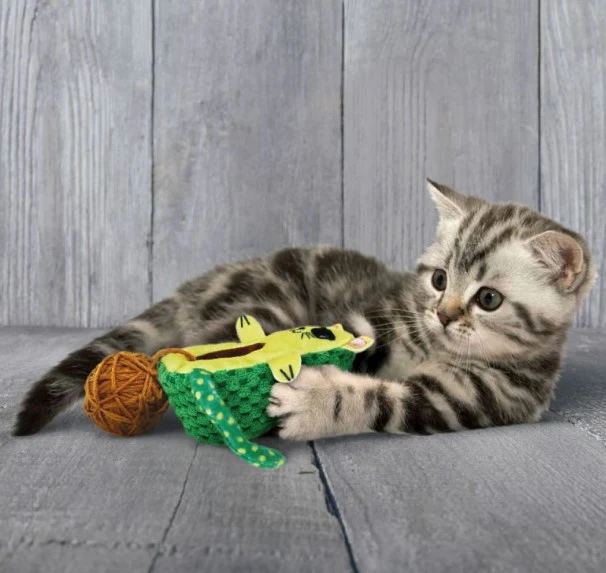 Kong Wrangler Avocato Cat Toy - Image 2
