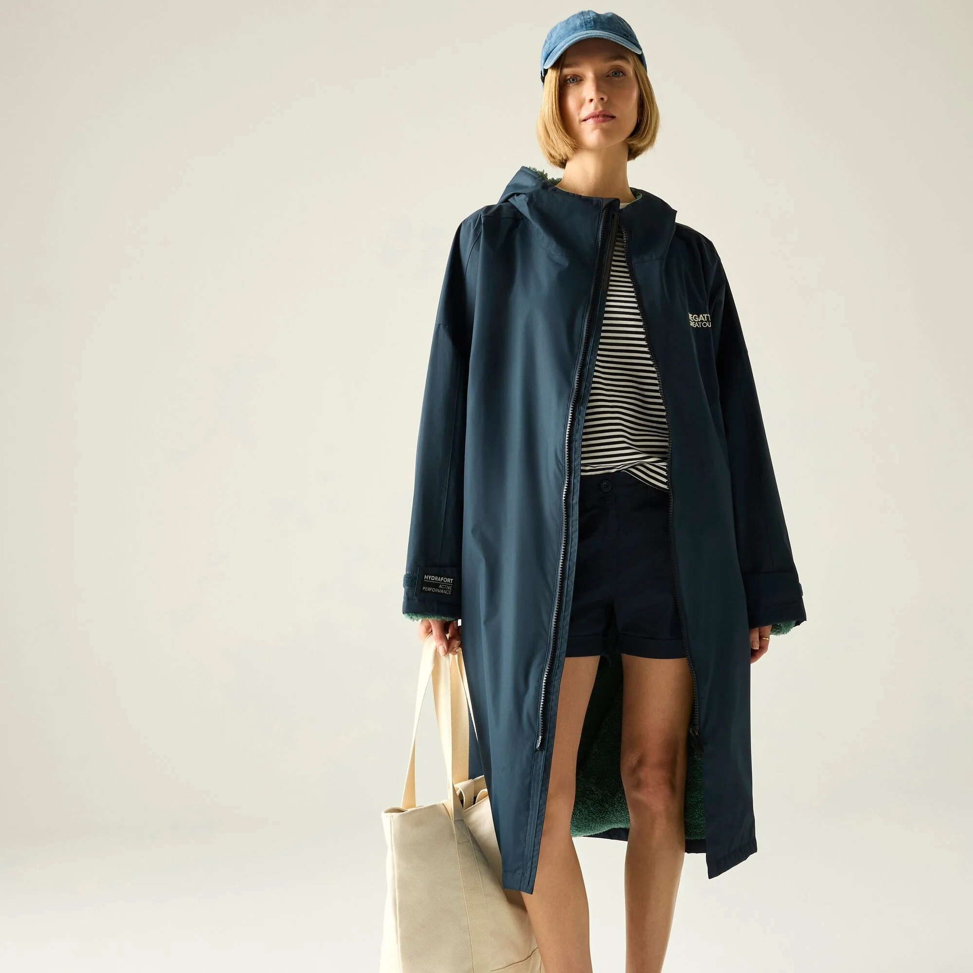 Regatta Adult Waterproof Robe - Navy & Ivy Moss - Image 4