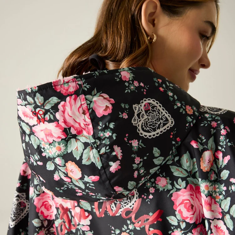 Regatta X Cath Kidston Adult Changing Robe - Black Hackney Rose - Image 4